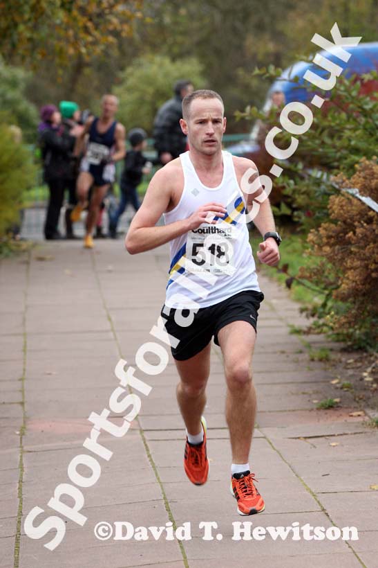 Gavin Tomlinson (Trafford) finishing the Brampton to Carlisle 10 mile Road Race. Photo: David T. Hewitson/Sports for All Pics